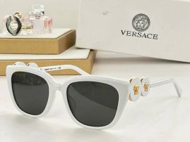 Picture of Versace Sunglasses _SKUfw54144620fw